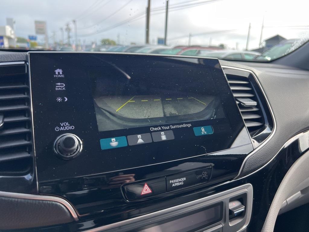 used 2022 Honda Pilot car, priced at $29,999