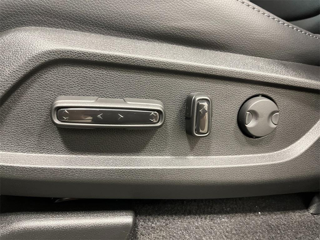 new 2025 Honda Pilot car, priced at $49,365