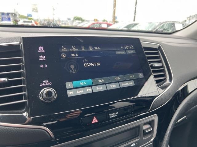 used 2021 Honda Pilot car, priced at $27,500