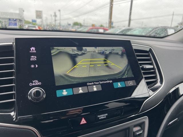 used 2021 Honda Pilot car, priced at $27,500
