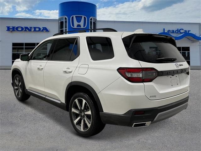 new 2025 Honda Pilot car, priced at $53,930