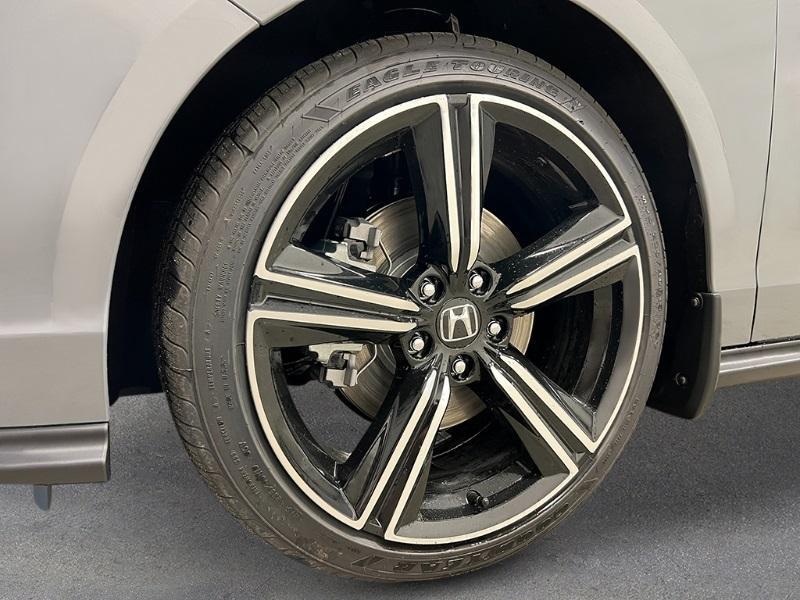 new 2025 Honda Accord Hybrid car, priced at $33,854