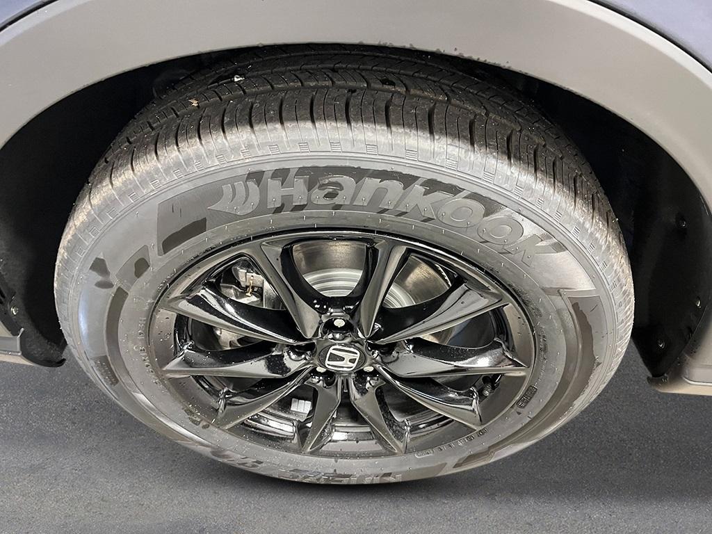 new 2026 Honda CR-V Hybrid car, priced at $38,580