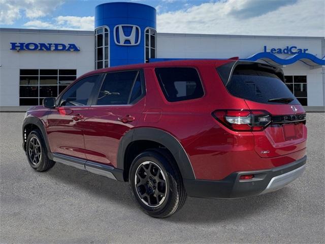 new 2025 Honda Pilot car, priced at $47,939