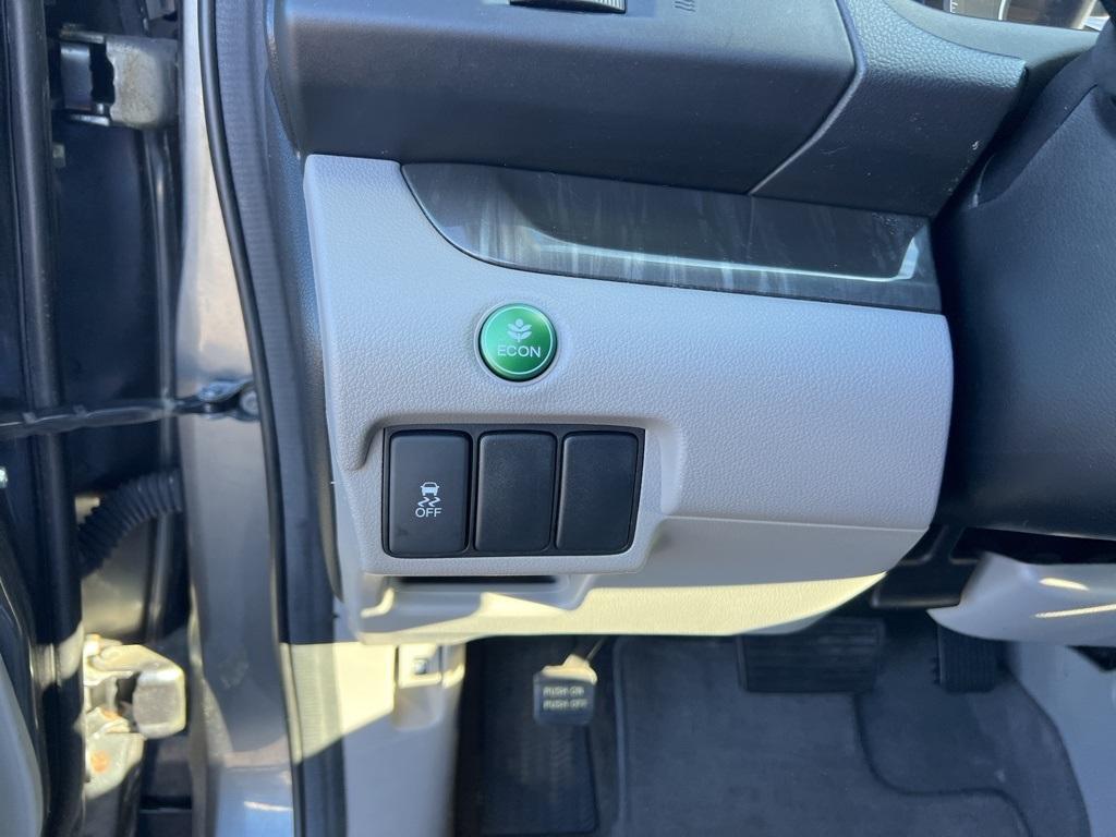 used 2013 Honda CR-V car, priced at $12,454