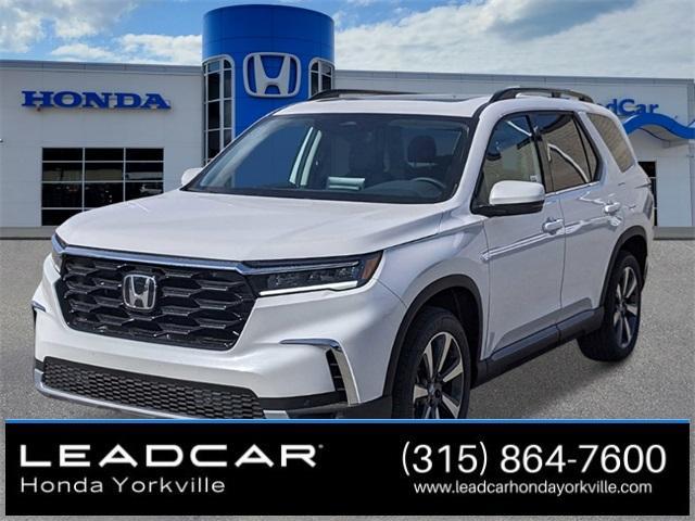 new 2025 Honda Pilot car, priced at $52,495