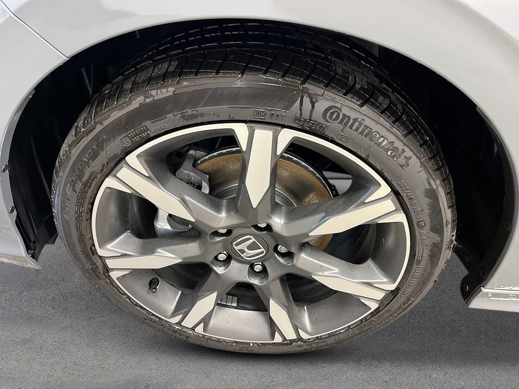 new 2025 Honda Civic Hybrid car, priced at $33,555