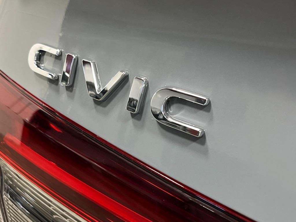 new 2025 Honda Civic Hybrid car, priced at $33,555