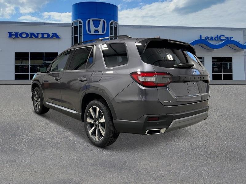new 2025 Honda Pilot car, priced at $55,260