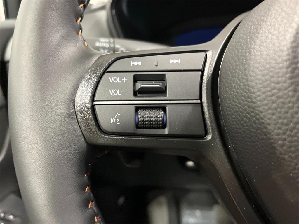 new 2026 Honda CR-V Hybrid car, priced at $40,195
