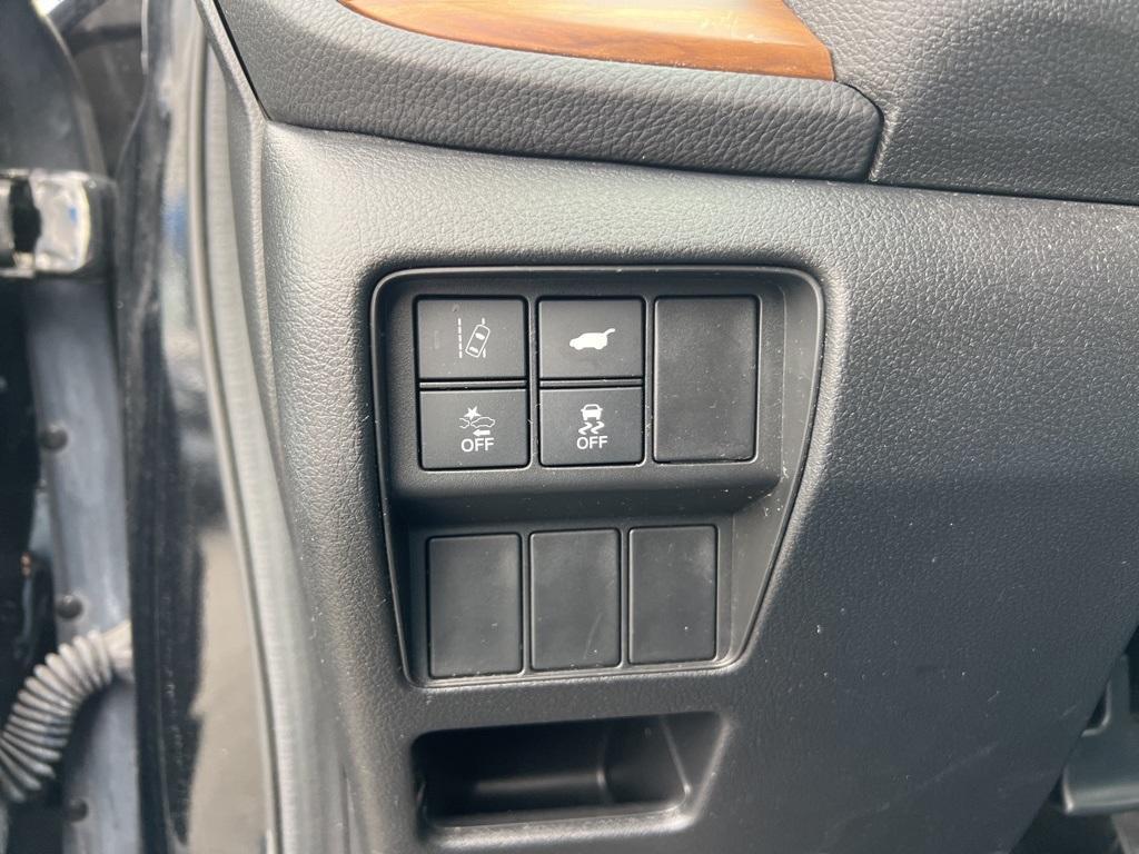 used 2021 Honda CR-V car, priced at $25,999