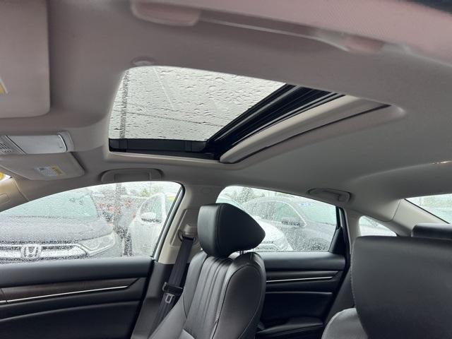 used 2022 Honda Accord Hybrid car, priced at $26,292