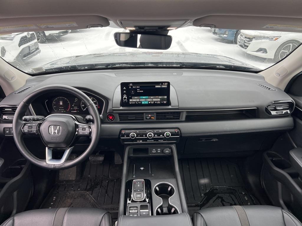 used 2024 Honda Pilot car, priced at $40,999