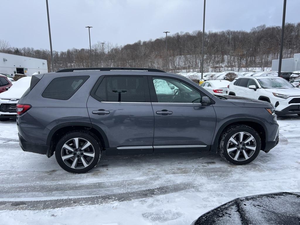 used 2024 Honda Pilot car, priced at $40,999