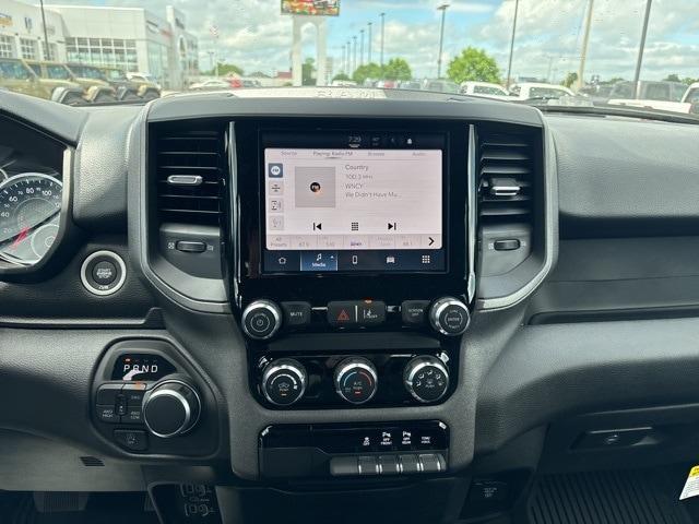 new 2025 Ram 1500 car, priced at $44,712
