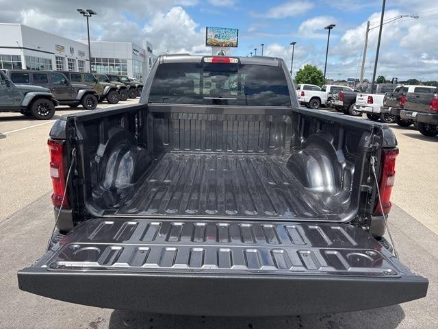 new 2025 Ram 1500 car, priced at $44,712