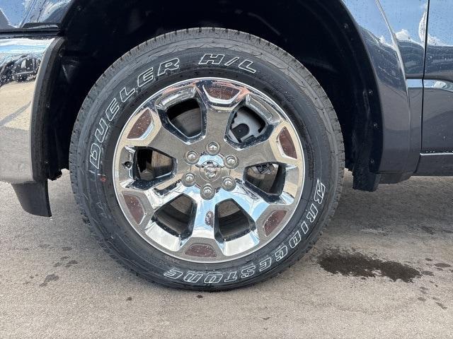 new 2025 Ram 1500 car, priced at $52,939