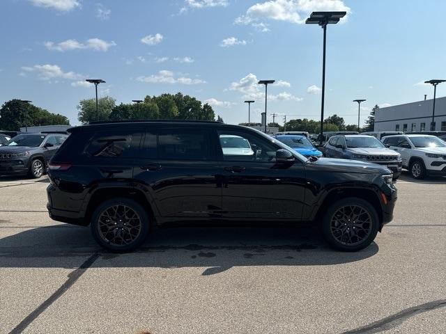 new 2024 Jeep Grand Cherokee L car, priced at $70,686