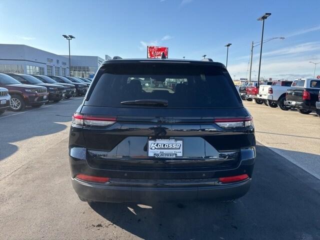 new 2025 Jeep Grand Cherokee car, priced at $50,865