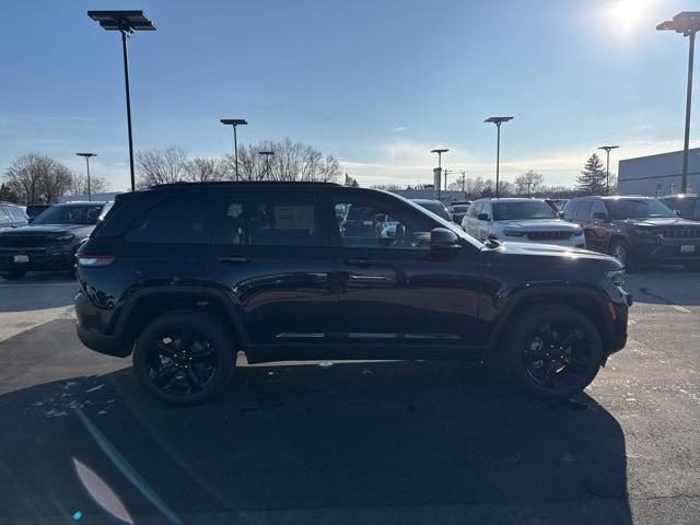 new 2025 Jeep Grand Cherokee car, priced at $50,865