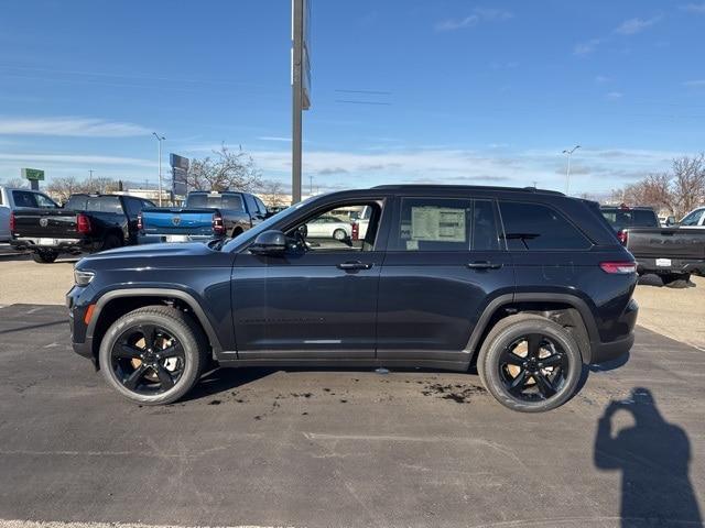 new 2025 Jeep Grand Cherokee car, priced at $50,865