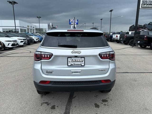 new 2024 Jeep Compass car, priced at $30,660