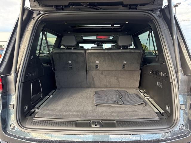 new 2025 Jeep Wagoneer L car, priced at $80,406