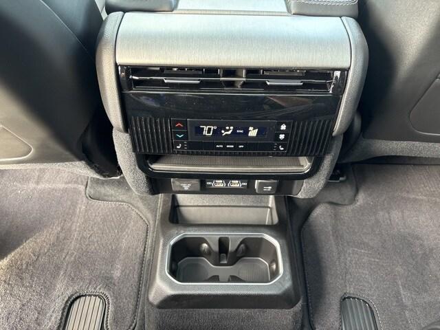 new 2025 Jeep Wagoneer L car, priced at $80,406