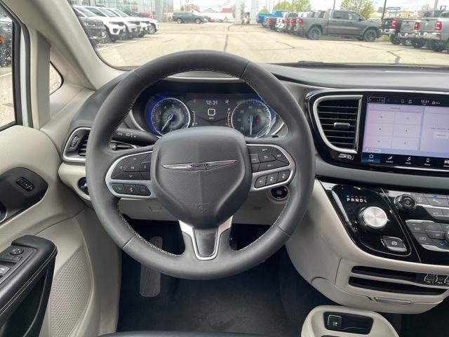 used 2023 Chrysler Pacifica car, priced at $26,500