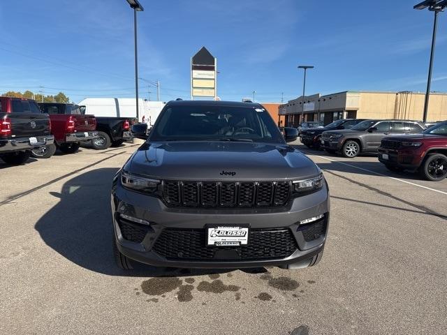 new 2025 Jeep Grand Cherokee car, priced at $54,385