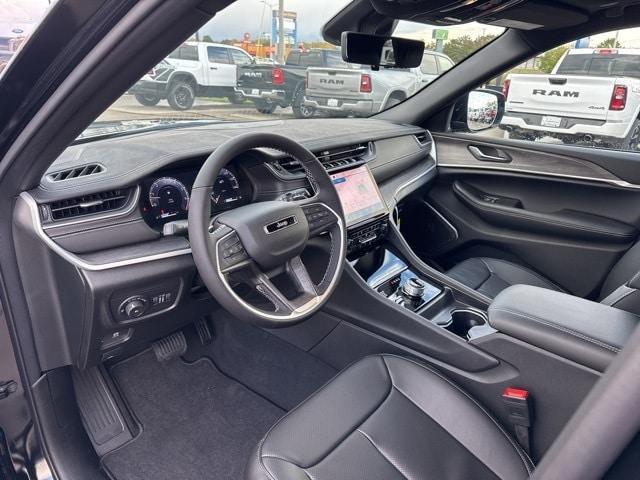 new 2025 Jeep Grand Cherokee car, priced at $54,835