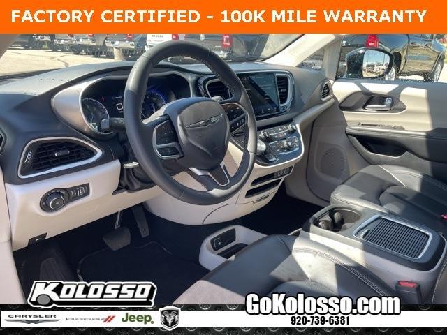 used 2024 Chrysler Pacifica car, priced at $31,500