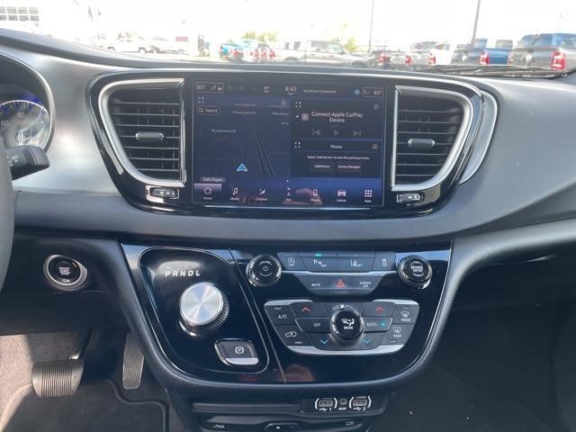 used 2023 Chrysler Pacifica car, priced at $32,500