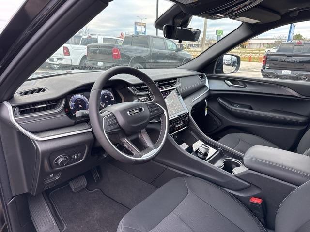 new 2025 Jeep Grand Cherokee L car, priced at $43,711