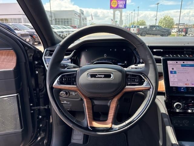 new 2025 Jeep Grand Cherokee car, priced at $67,665