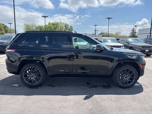 new 2025 Jeep Grand Cherokee car, priced at $68,665