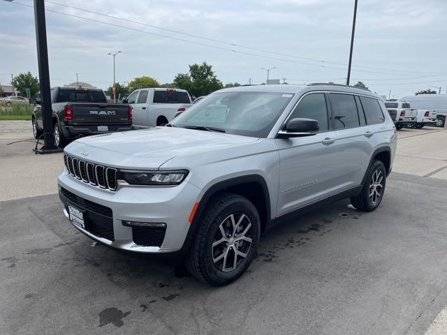 new 2025 Jeep Grand Cherokee L car, priced at $43,897