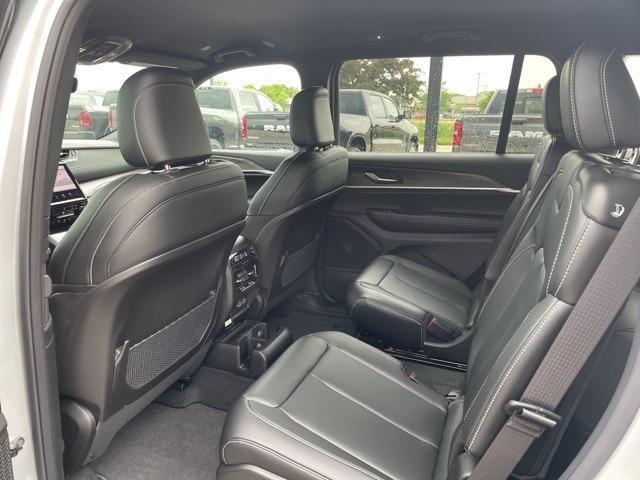 new 2025 Jeep Grand Cherokee L car, priced at $43,897