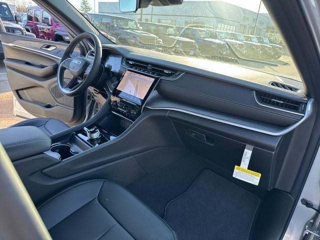 new 2025 Jeep Grand Cherokee L car, priced at $47,127
