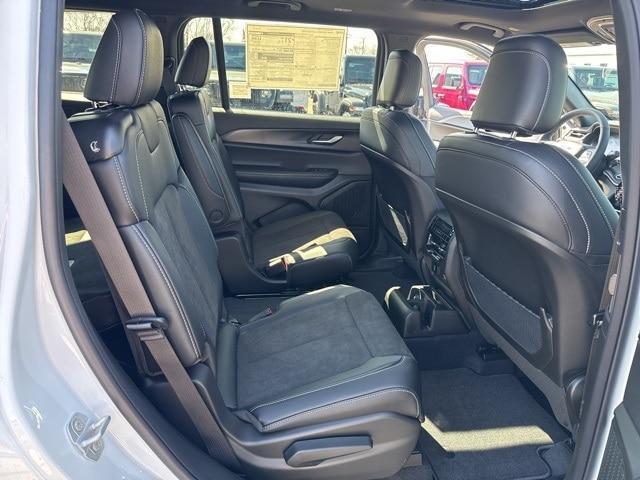 new 2025 Jeep Grand Cherokee L car, priced at $46,423