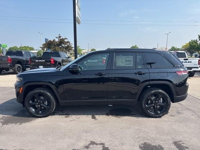 new 2025 Jeep Grand Cherokee car, priced at $45,260
