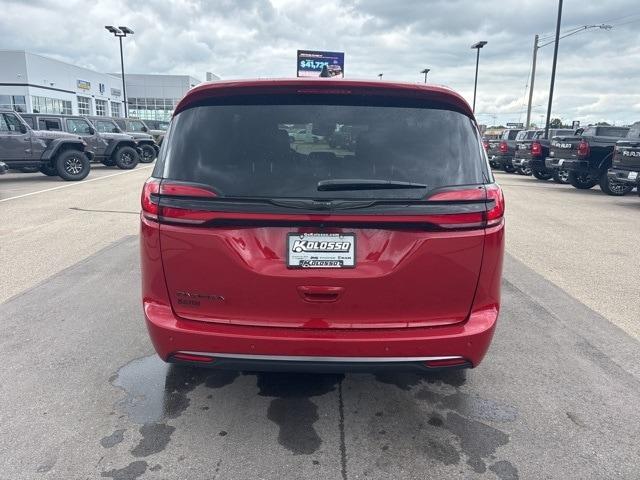 new 2026 Chrysler Pacifica car, priced at $46,800