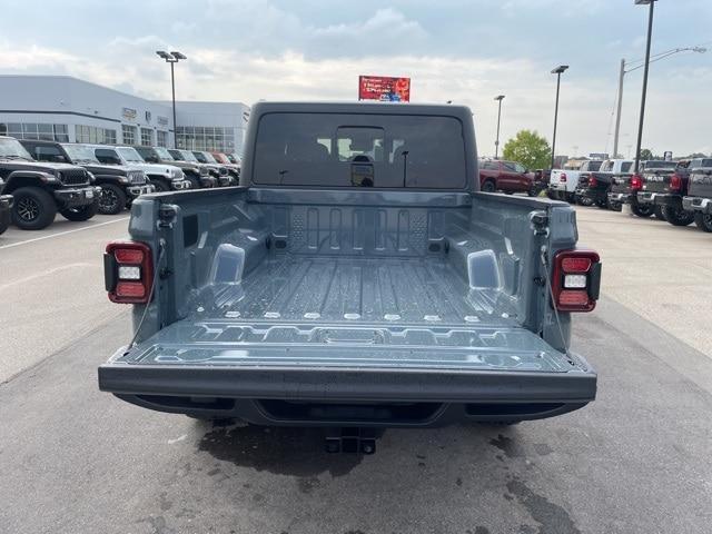new 2025 Jeep Gladiator car, priced at $49,469