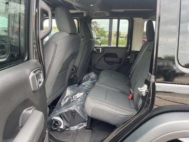 new 2025 Jeep Wrangler car, priced at $59,119