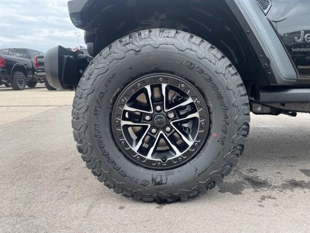 new 2025 Jeep Wrangler car, priced at $55,997