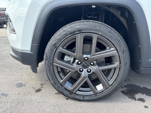 new 2025 Jeep Compass car, priced at $36,811