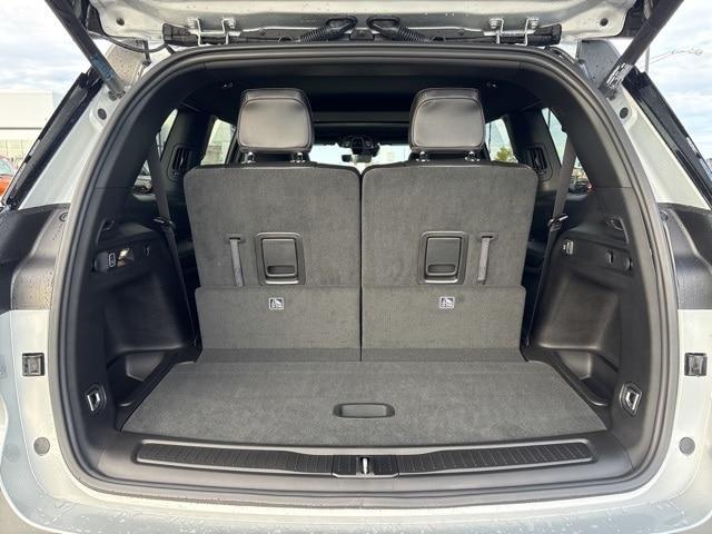 new 2025 Jeep Grand Cherokee L car, priced at $47,543