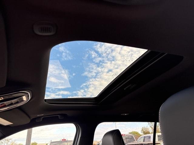 new 2025 Jeep Grand Cherokee L car, priced at $47,543