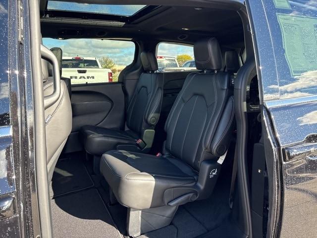 new 2026 Chrysler Pacifica car, priced at $46,857