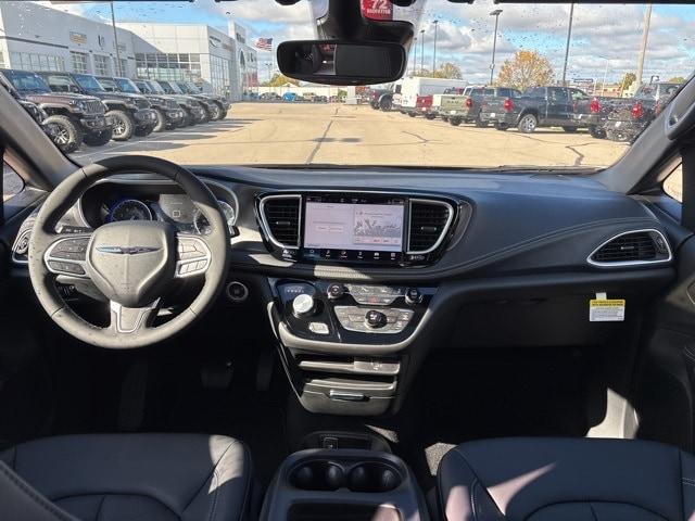 new 2026 Chrysler Pacifica car, priced at $46,857